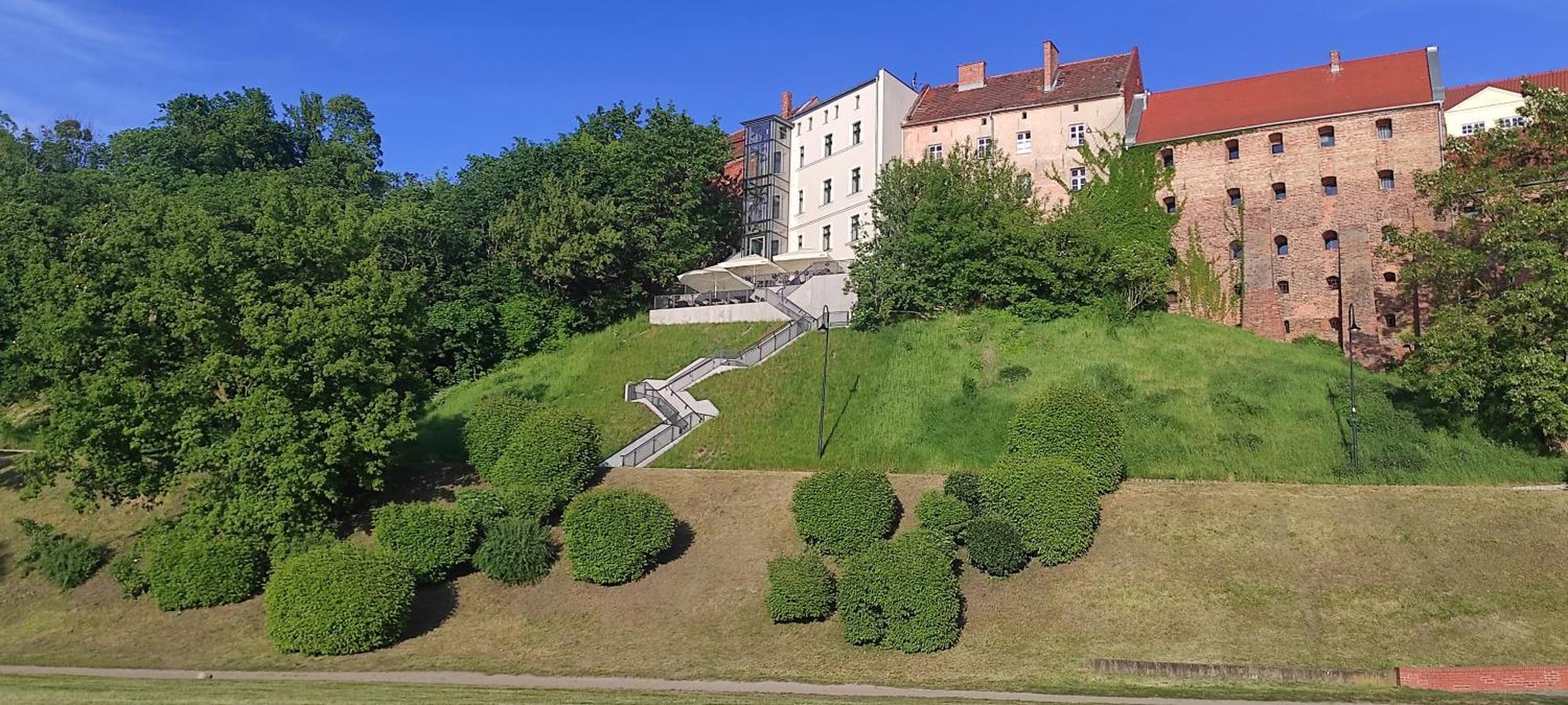 City Center Apartment 45M, 1 Bedroom And 1 Living Room With Kitchen Plus Bathroom, A Perfect Family Friendly Place Or For Home Office And A Longer Stay, A Proper Office Desk With Business Chair Provided, 100M From Market Square And Vistula River Grudziadz Exterior photo